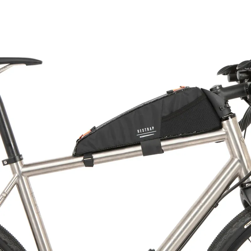 RESTRAP RACE TOP TUBE REGULAR 1.5 L musta runkokassi Flash-Tarjous