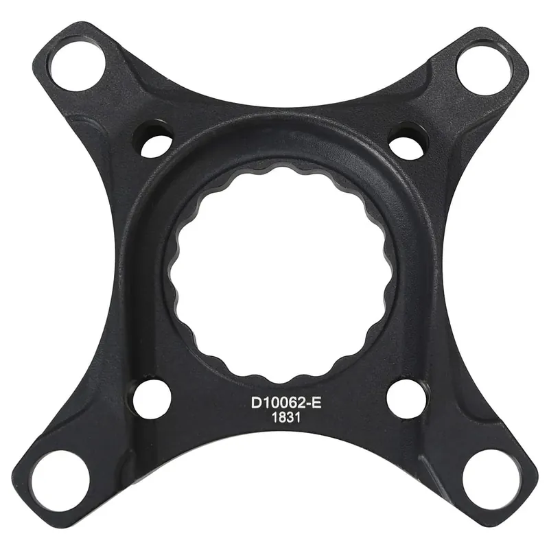 Erikoistarjous RACE FACE CINCH Double Boost BCD 104 mm -polkimiston kiinnitysstella Musta