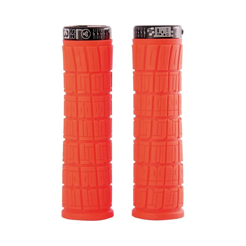 Asiakkaiden Suosikki SB3 FLOWY AM Lock-On 130 mm Punainen -kahvat