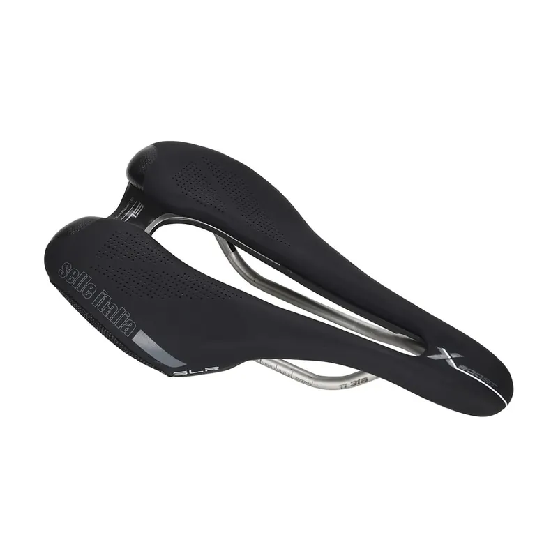 Tilaa Heti Satula SELLE ITALIA SLR BOOST X-CROSS SUPERFLOW L Tangot TI316