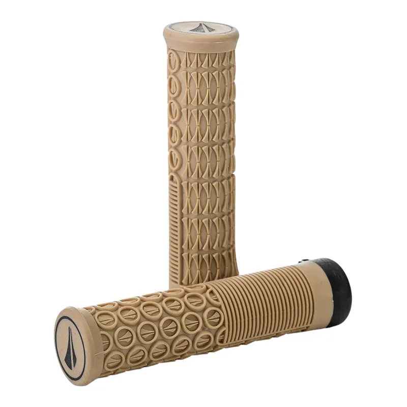 Nopea Toimitus Gripit SDG THRICE 136 mm Beige Tan