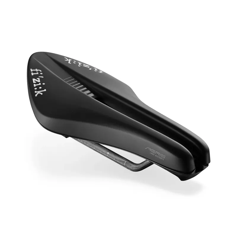 Satula FIZIK TRANSIRO AERIS LD R1 135mm Hiilikuitujouset Musta Lähetetään Heti