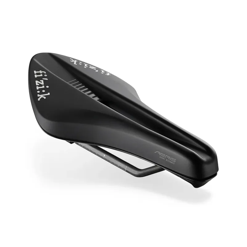 Satula FIZIK TRANSIRO AERIS SD R1 135mm Hiilikuituputket Musta Tilaa Heti