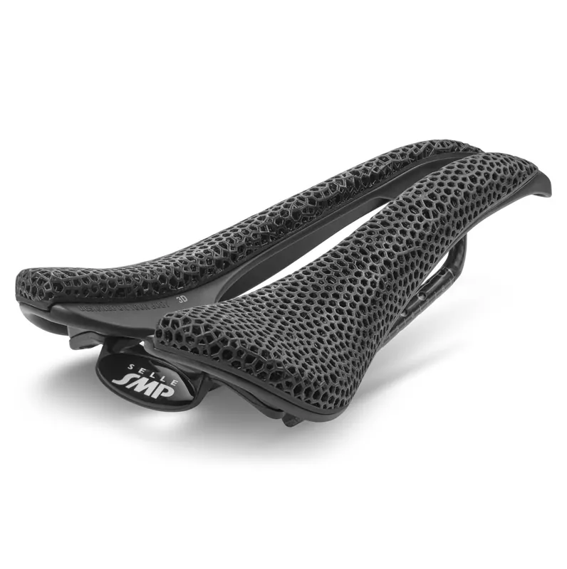 Kuuma Tarjous Selle SMP EVO 3D -satula hiilikuitekiskoilla musta