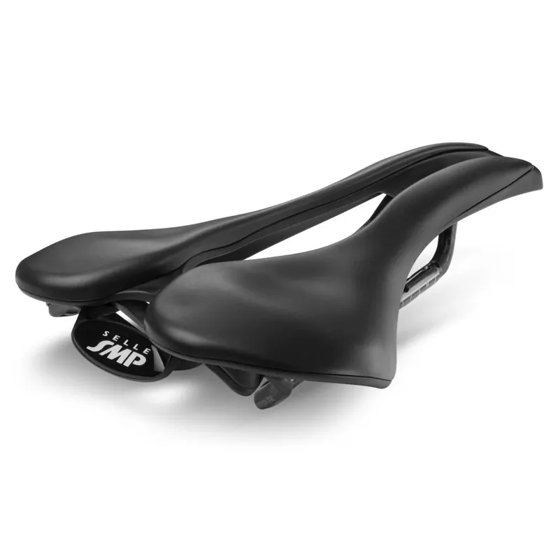 Selle SMP EVO30C -satula 150 mm hiilikuitekiskoilla musta Pikatoimitus