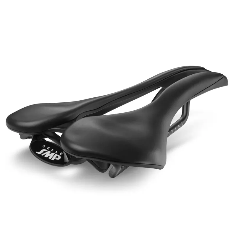 Selle SMP EVO30C -satula 150 mm ruostumattomilla kiskoilla musta Erikoistarjous