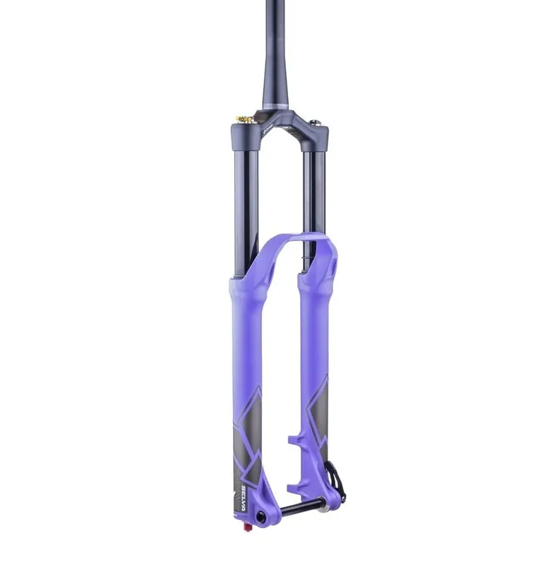 FORMULA SELVA V 29" -haarukka akseli 15x110mm Boost Ultraviolet Tilaa Nyt