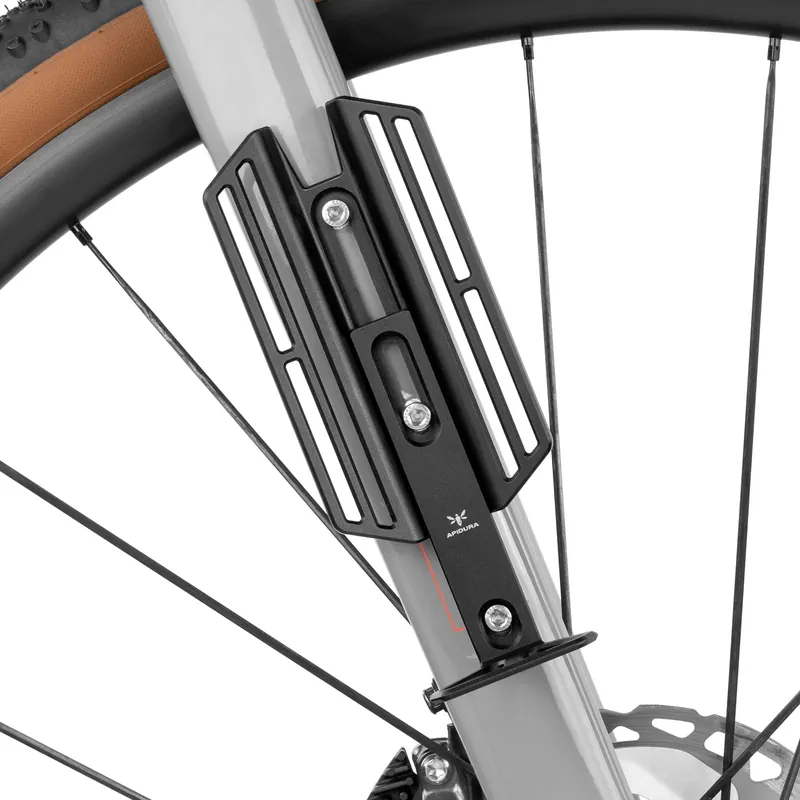APIDURA CARGO CAGE -universaaliteline Viikonlopputarjous