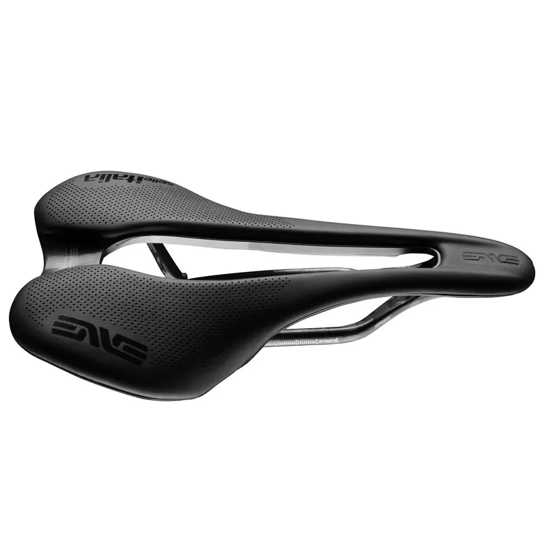 Ajankohtainen Satula ENVE Selle Italia SLR BOOST V2 Hiilikuiturunko 130mm