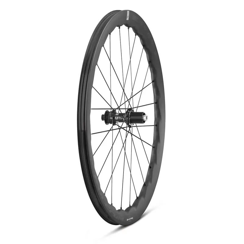 Suosittu Takapyörä FULCRUM SHARQ 42 700c (Center Lock)