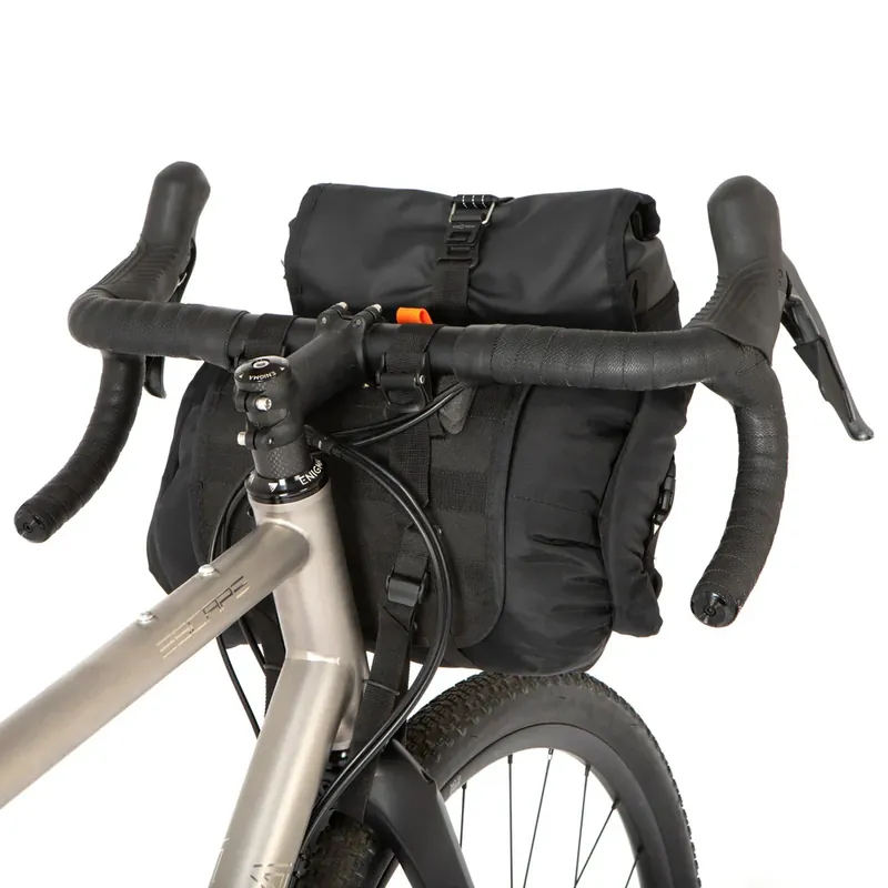 RESTRAP HOSLTER BAR BAG PLUS 18 L -ohjaustankokassi Pikatoimitus