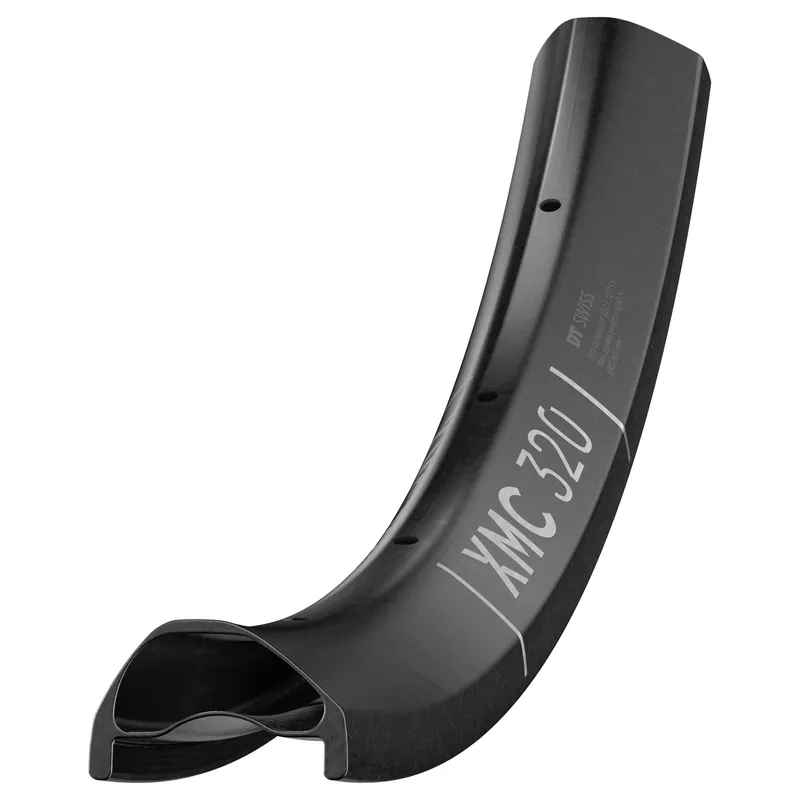 Vanne DT Swiss XMC 320 27,5" 30 mm Vain Tänään