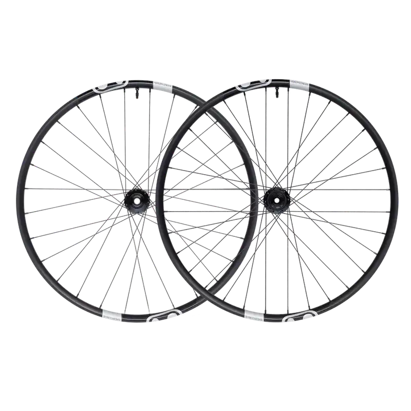 CRANKBROTHERS SYNTHESIS Aluminium 2.0 DH I9 29" 20x110/12x157 mm Super Boost Musta pyöräpari Heti Saatavilla