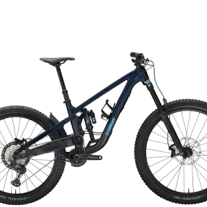 Trek Slash 8 Gen 6 Alennettu