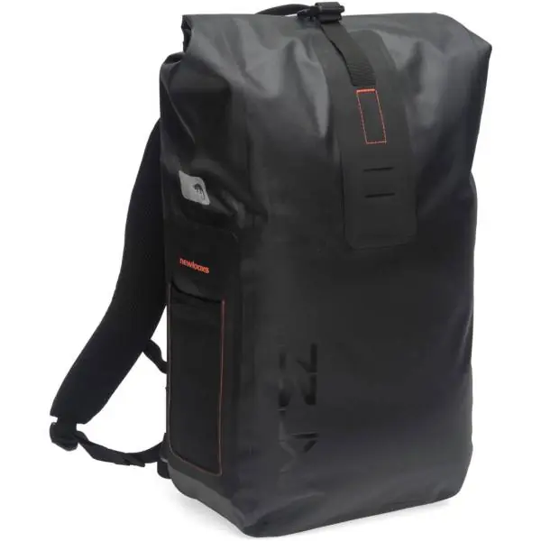 Bestseller New Looxs Varo Backpack Kannettava Laukku 22L - Musta